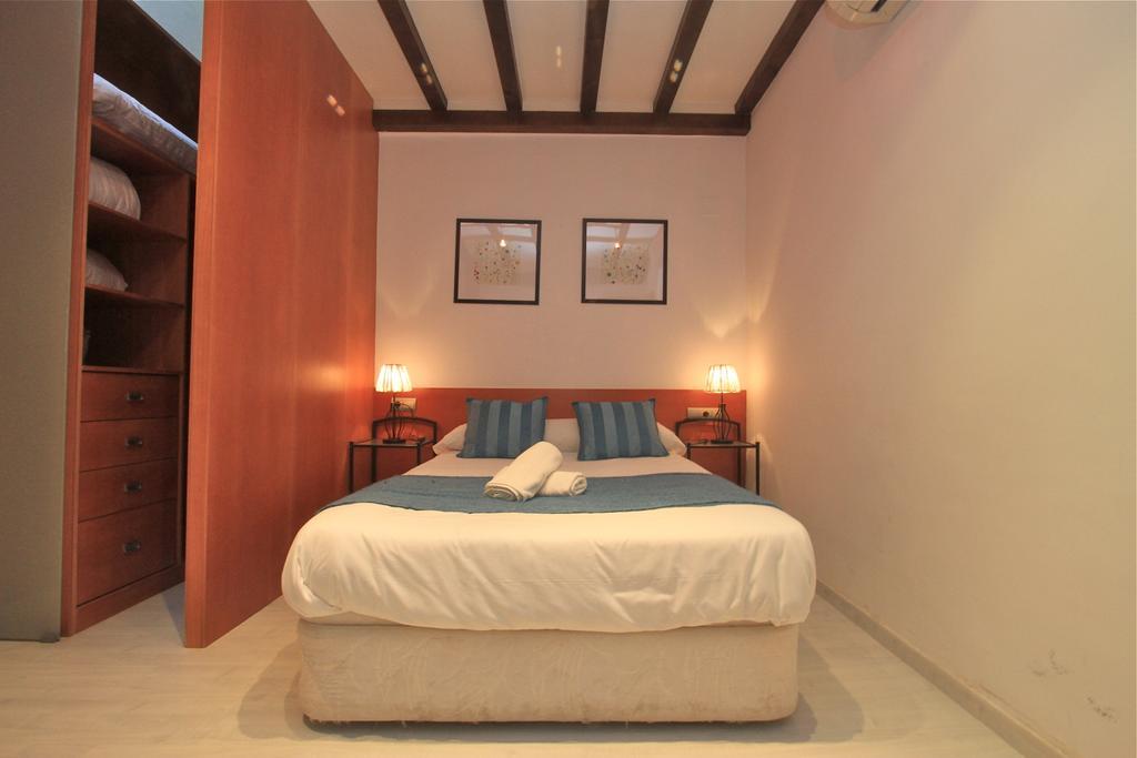 Apartamentos Inside Alhacaba Granada Room photo